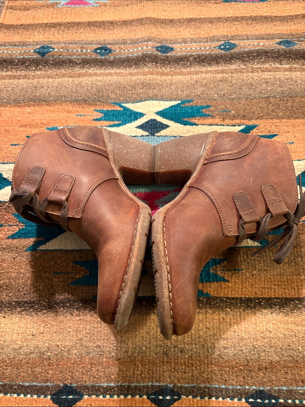 EUC Clark’s Women’s Brown Leather Lace-Up Ankle Boots Sz 8